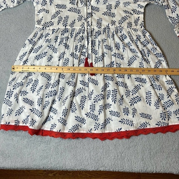 White Waves‎ Top Women Small Medium Oversized Lace Trim Split V Neck Tie Up NEW - Picture 6 of 9